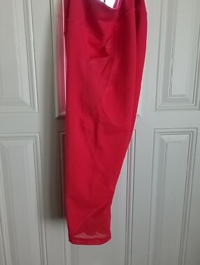 Old Navy Active Red Elevate Legging Capris